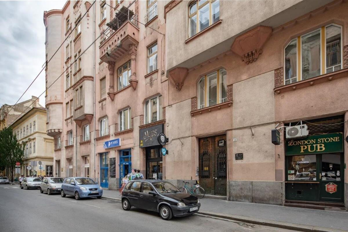 Extreme Central - Modern Mini Studio Budapest Eksteriør bilde